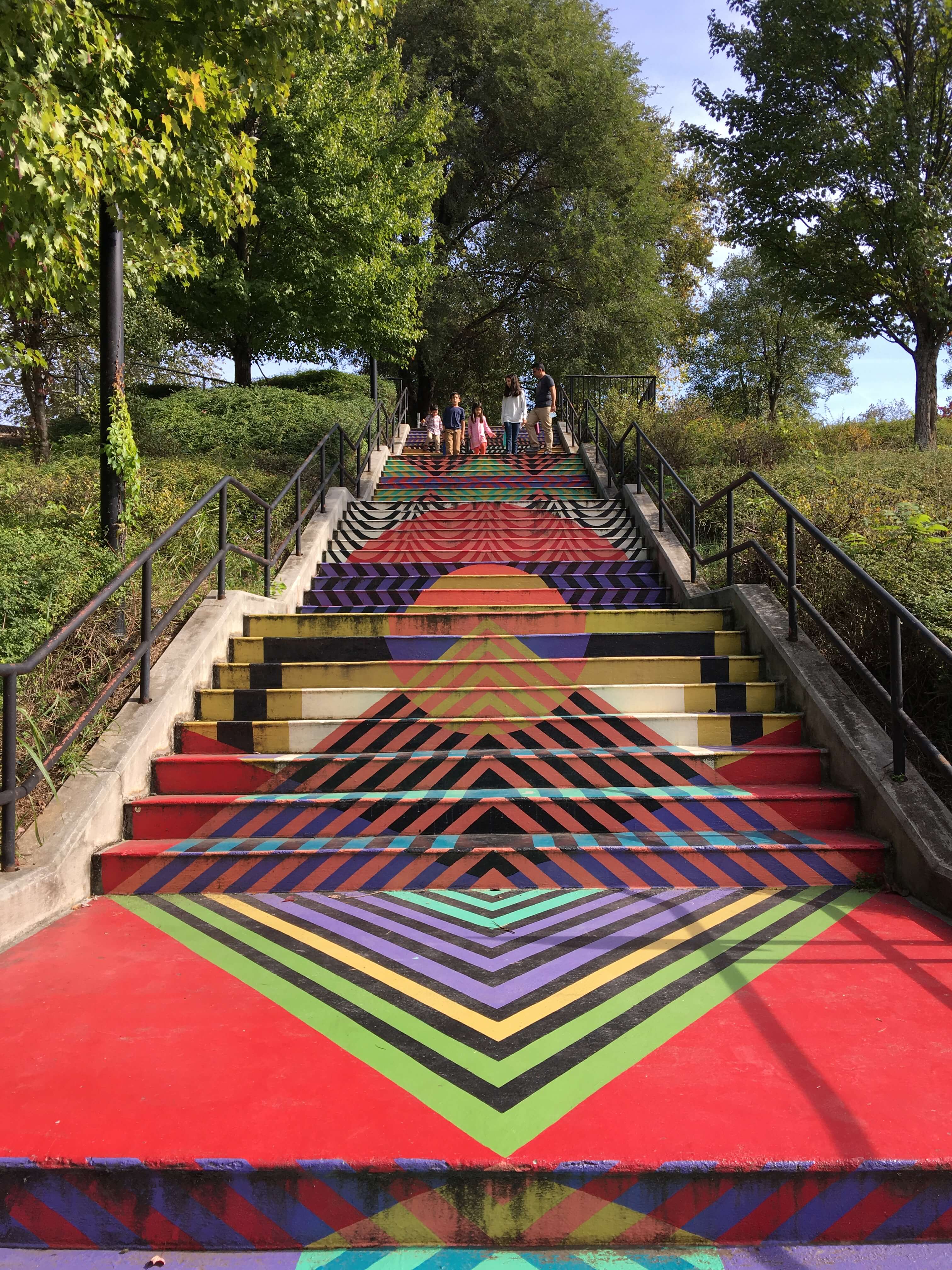 Rainbow Mountain, Knoxville